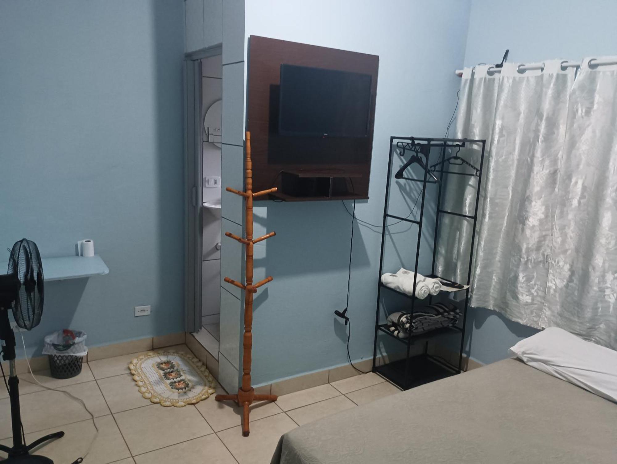 Hostel Familia Quartos Privado Proximo Aeroporto Int Guarulhos Sp Taxi 24 Hrs エクステリア 写真